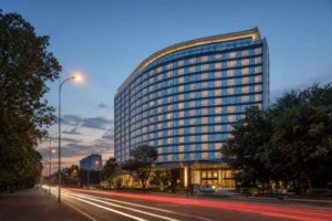 Azimut Hotel Olympic Moscow: Large Hotel near Prospekt Mira