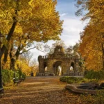 Bauman Garden Moscow: Belvedere Grotto, Basilisk Fountain and Hours