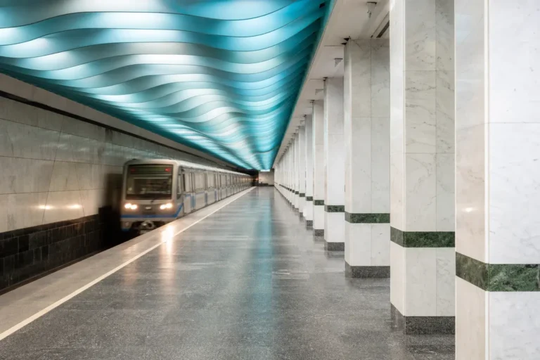 Belomorskaya Metro Station: White Sea Design on Line 2 2