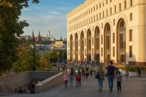 Central Children’s Store on Lubyanka Moscow: Roof View and Hours