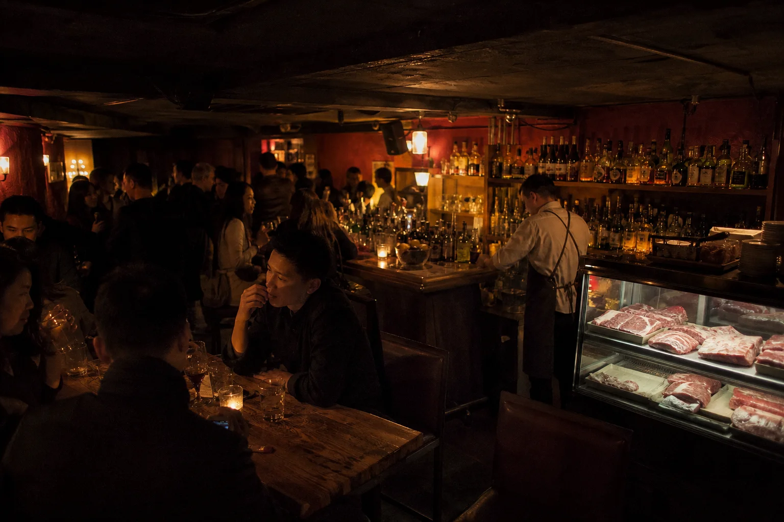 Delicatessen: Moscow’s Cellar Bar, Cocktails, Hours and Entry