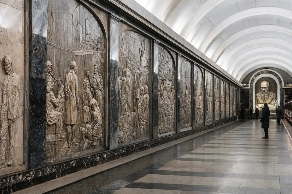 Dostoevskaya Metro Station: Dostoevsky Murals, Lines and Visit Tips