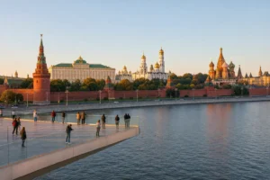 Floating Bridge Moscow: Free Kremlin Views, Hours and Access