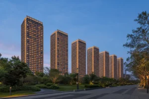 Hotel Izmailovo Alfa: Olympic-Era Tower by Partizanskaya Metro