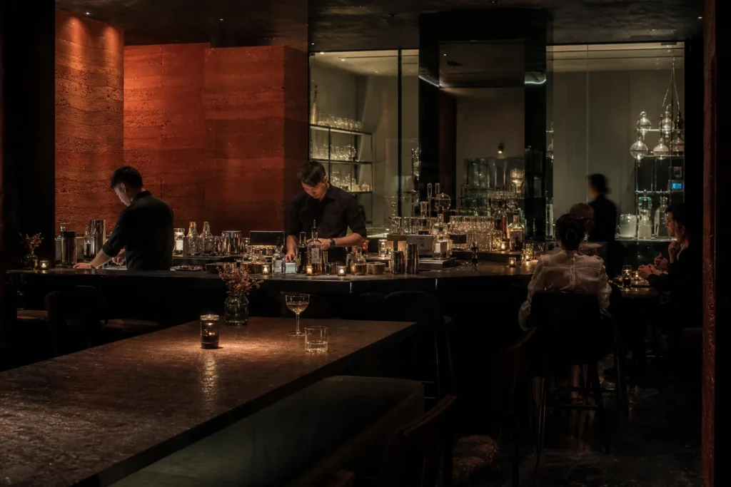Insider Bar: Sretenka's Cocktail Lab, Hours and Entry Tips