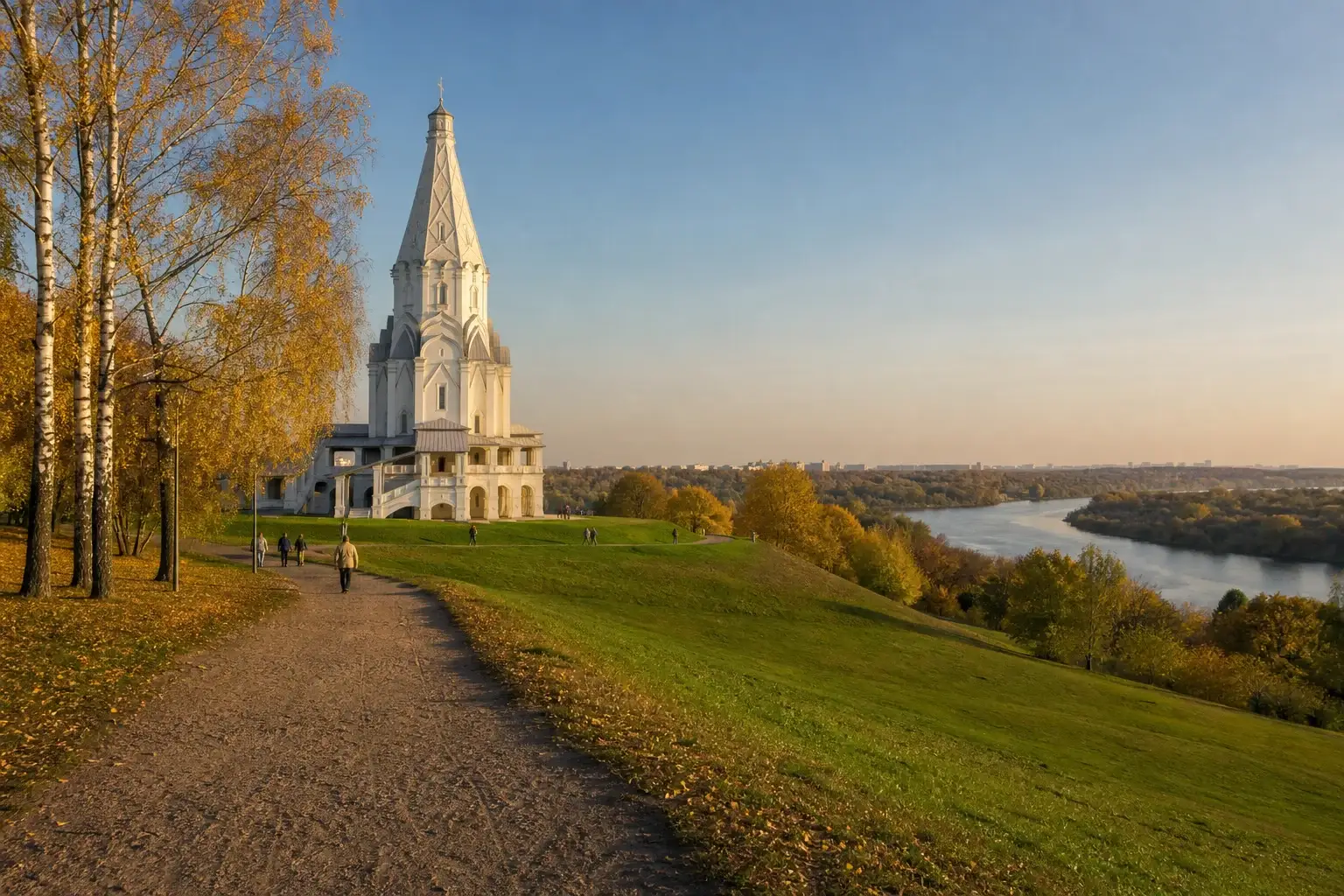 Kolomenskoye Museum-Reserve: Half-Day Itinerary: Church, Palace, Park