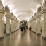 Leninsky Prospekt Metro Station: Orange Line Hall and MCC Transfer