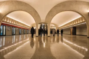 Lubyanka Metro Station: 1935 Hub Under Lubyanka Square