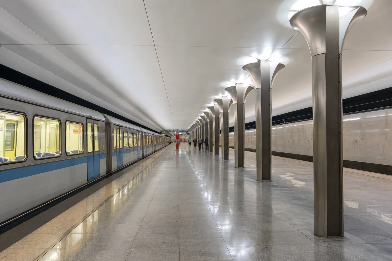 Michurinsky Prospekt Metro Station: Ramenki Hub, Line 8 and Big Circle