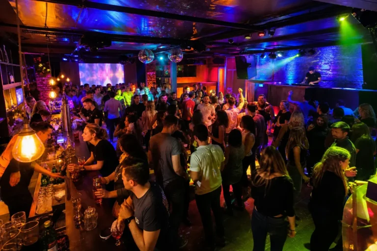 Molodezh Nightclub: 24-Hour Bar and Club by Mendeleyevskaya