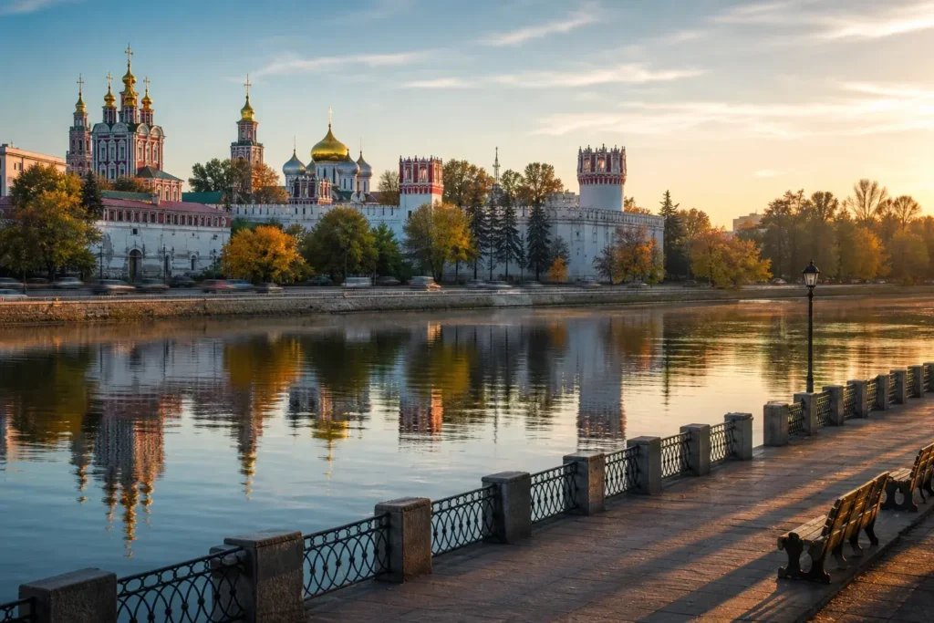 Novodevichy Pond Moscow: Best Reflection Angles and Planning