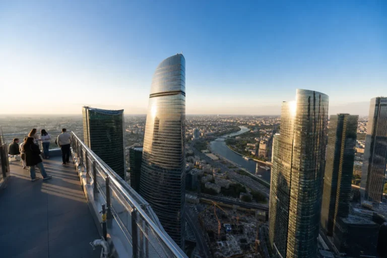 Only Love Is Above Observation Deck Moscow: Views and Tickets