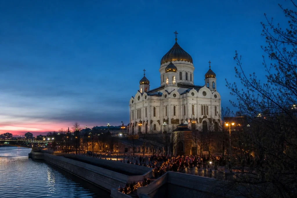 Orthodox Easter in Moscow: Paschal Vigil, Traditions and Dates
