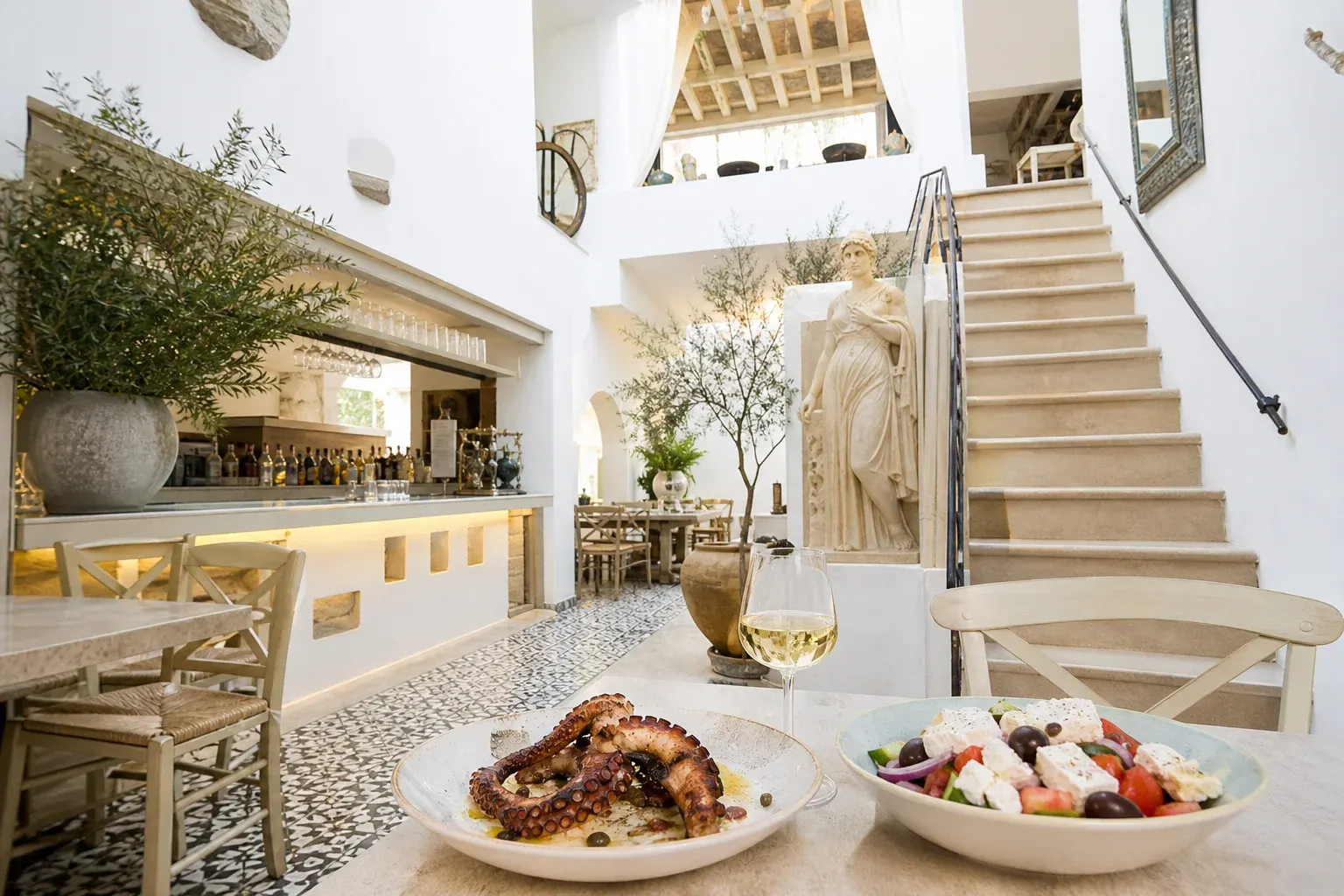 Pafos: Greek Restaurant on Tverskoy Boulevard with Two Themed Floors