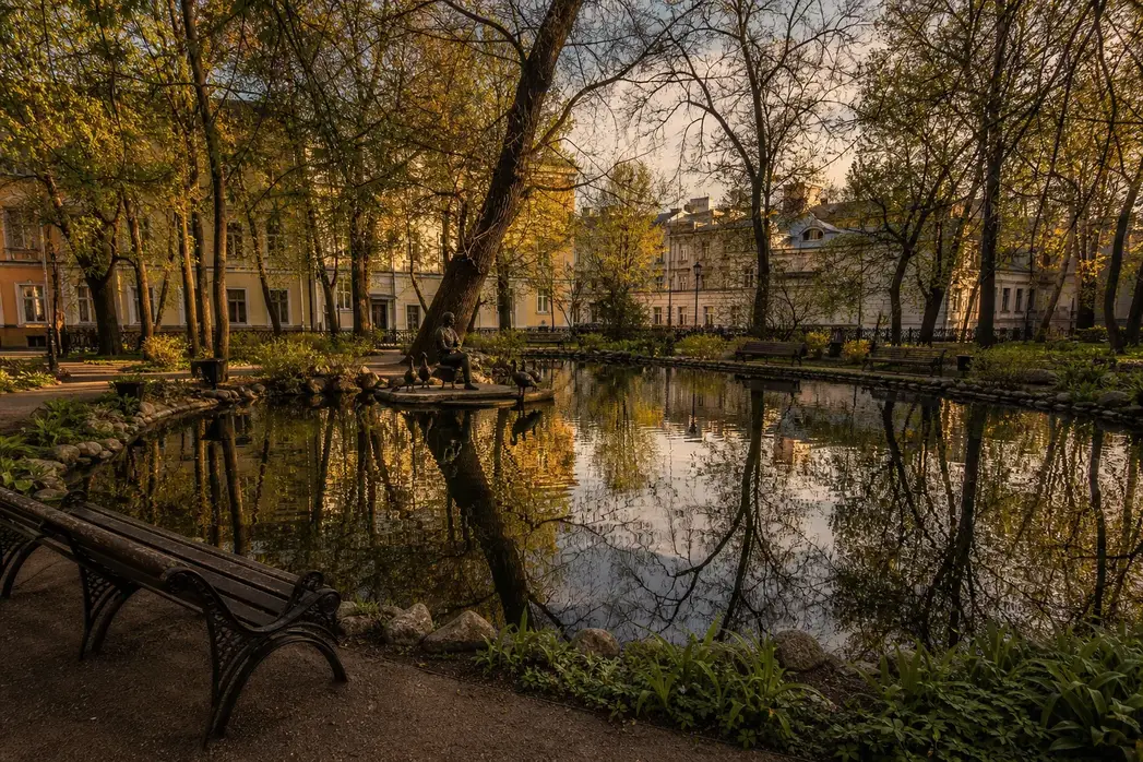 Patriarch’s Ponds: The Master and Margarita Pond and Its Park