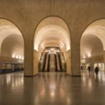 Ploshchad Ilyicha Metro Station: Deep Hall and Lime Line Transfer