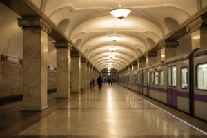 Pushkinskaya Metro Station: Classical Hall and Three-Line Transfer