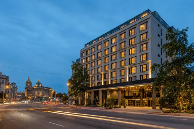 Safmar Palace Moscow: Business Hotel by Belorusskaya Station 38