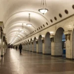 Teatralnaya Metro Station: Porcelain Medallions and Transfers