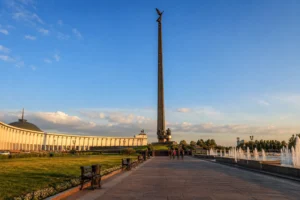 Victory Park and Poklonnaya Hill Walking Itinerary: Route and Rules