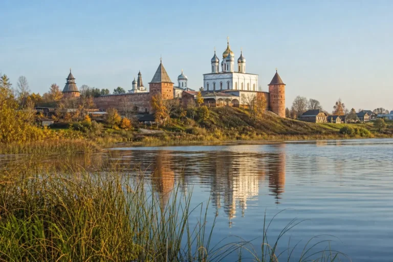 Zaraysk Day Trip from Moscow: Kremlin, Bus and Timing